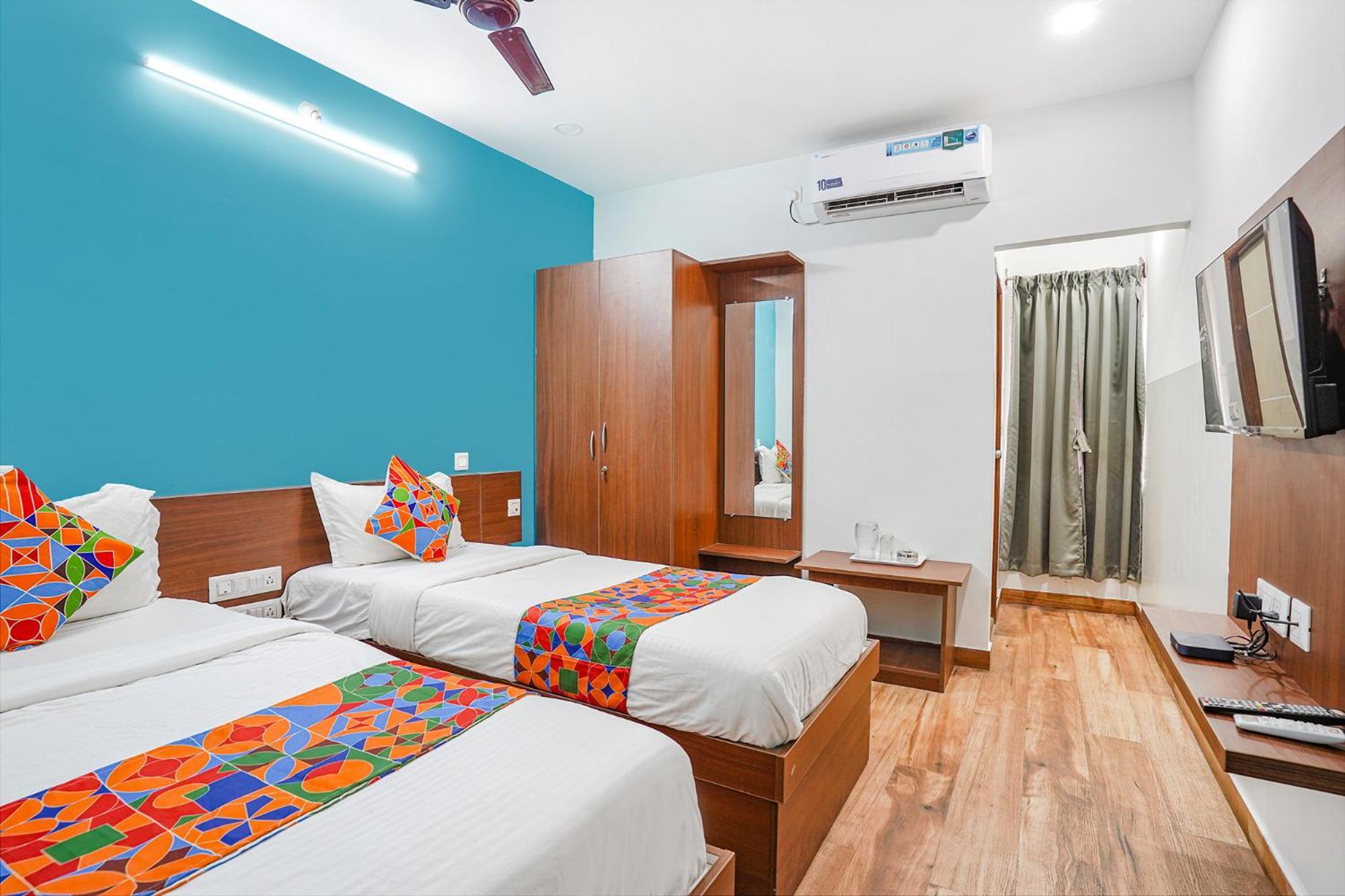 Fabhotel Rlv Green Palace - Nr Kengeri Satellite Town Bangalore Bagian luar foto