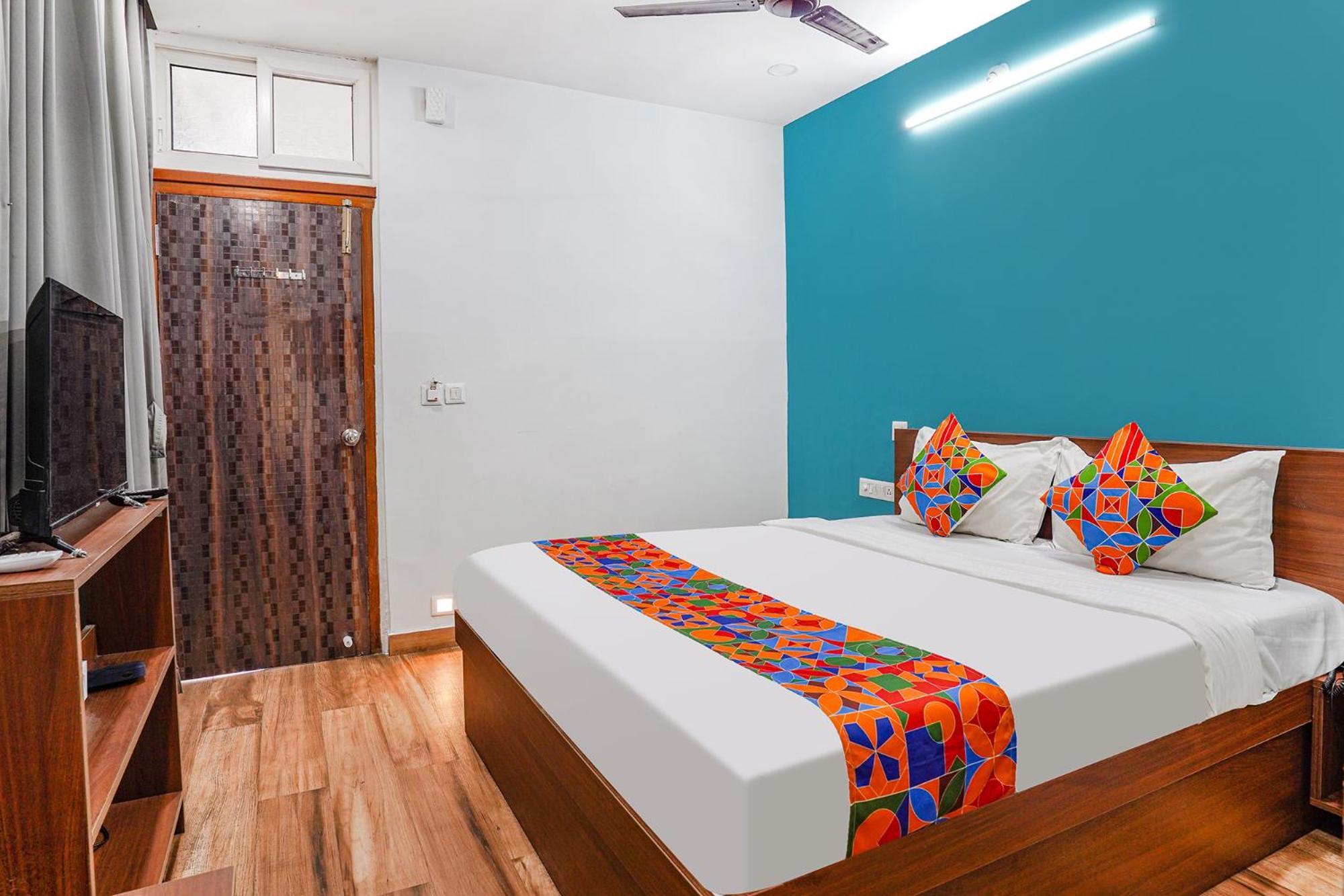 Fabhotel Rlv Green Palace - Nr Kengeri Satellite Town Bangalore Bagian luar foto